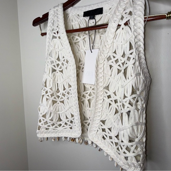 Zara Cream Crochet Macramé Shell Vest - Picture 5 of 8